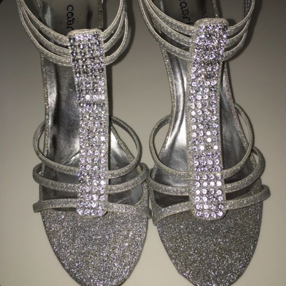 Heels - Picture 6 of 6